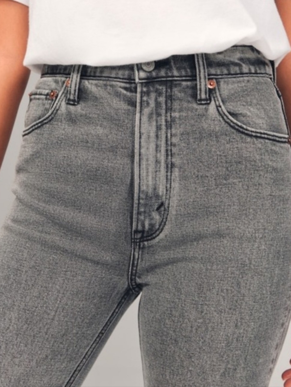 Abercrombie & Fitch The Ankle Straight Jeans Gray Wash Size 25 - Picture 2 of 13